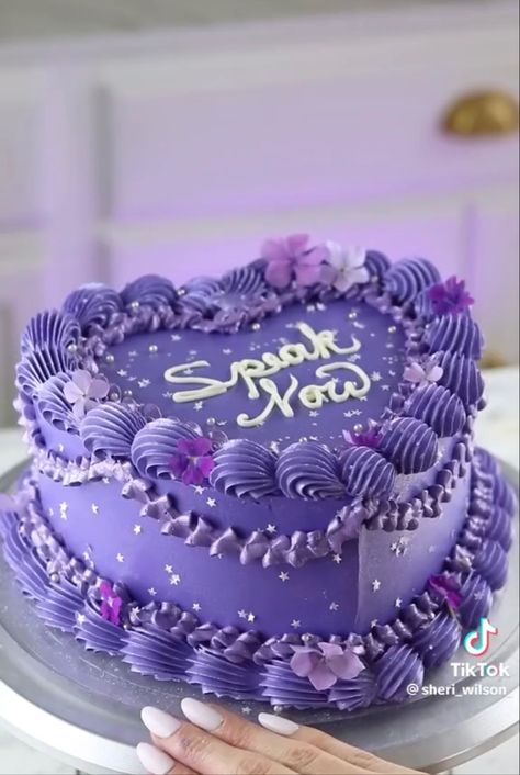 Speak Now Cake Ideas, Speak Now Cake Taylor Swift, Speak Now Birthday Cake, Speak Now Cake, Taylor Swift Cake Ideas Birthday, Taylor Swift Cakes, Taylor Swift Birthday Cake, Bolo Taylor Swift, Taylor Swift Cake