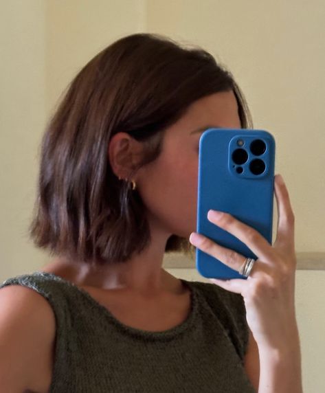 Brown Chin Length Bob, Partial Bangs Short Hair, Shorter Dark Brown Hair, Natalie Portman Bob Hair, Short Hair All One Length, Short Brown Hair Thick, Longer French Bob, Light Brunette Short Hair, Short Hair Inspo Brunette