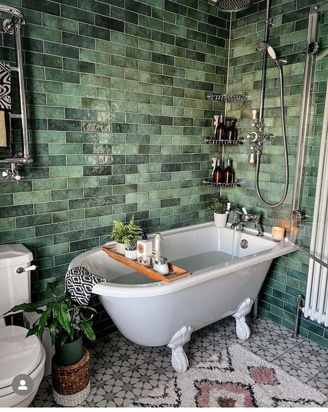 Jewel Tone Bathroom, Vintage Bathroom Tile, Bath Bathroom, Vintage Bathrooms, Green Tile, Green Bathroom, Vintage Bathroom, Ceramic Wall Tiles, Little House