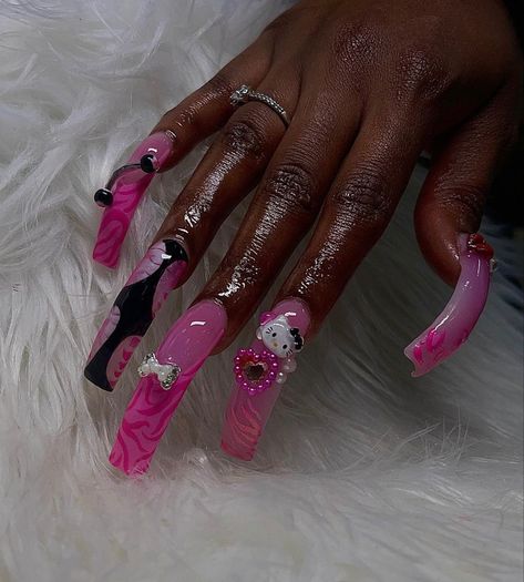 Long Curved Acrylic Nails Coffin, Pink Curved Nails, Curved Nails Designs, Long Curved Acrylic Nails, Soulaan Culture, Curve Nails, Freestyle Nails, Acrylic Nails Stiletto, Nail Tek