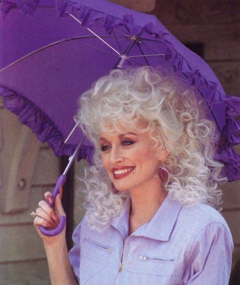 Dolly Parton Aesthetic, Dolly Parton Costume, Jolene Blalock, Dolly Parton Pictures, Best Country Music, Country Music Artists, Country Music Stars, Country Music Singers, Old Fashioned Christmas