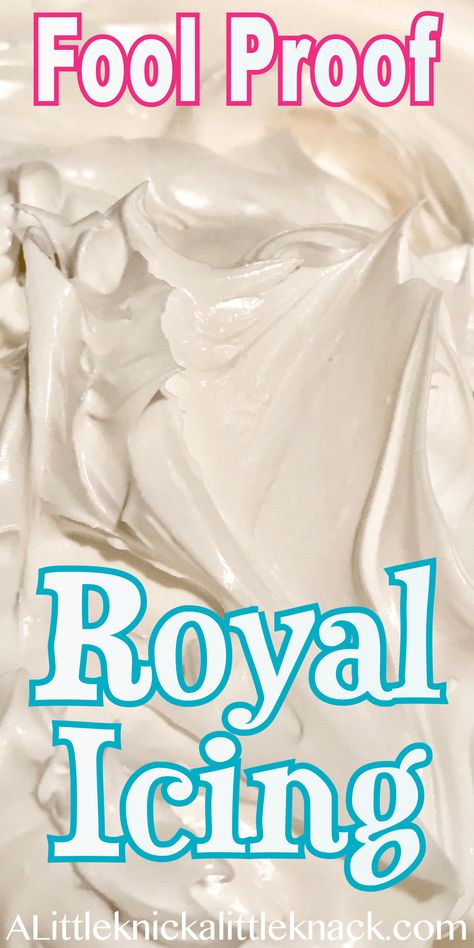 The key to a DELICIOUS sugar cookie is all in the royal icing. This fool proof royal icing recipe is super easy and tasty! Best Royal Icing Recipe, Easy Royal Icing Recipe, Cookie Icing Recipe, Yummy Sugar Cookies, Sugar Cookie Icing, Icing Frosting, Royal Icing Recipe, Royal Icing Decorations, Fool Proof