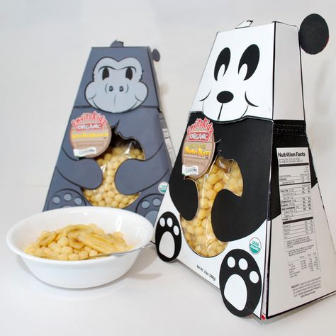 Redesign and Point of Purchase Display by Crisy Meschieri, via Behance Unique Food Packaging Ideas, Animal Packaging Design, Cereal Packaging Design Ideas, Interactive Packaging Design Ideas, Animal Food Packaging, Cute Snack Packaging, Animal Packaging, Kids Package Design, Cereals Packaging Design