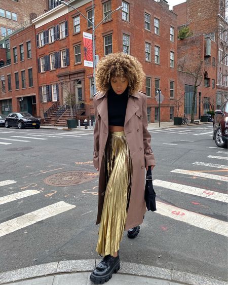 Gold Pleated Metallic Skirt curated on LTK Gold Pleated Skirt Outfit, Metallic Pleated Skirt Outfits, Gold Bag Outfit, Pleated Skirt Street Style, Gold Skirt Outfit, Metallic Skirt Outfit, Pleated Skirt Outfits, Gold Metallic Skirt, Gold Pleated Skirt