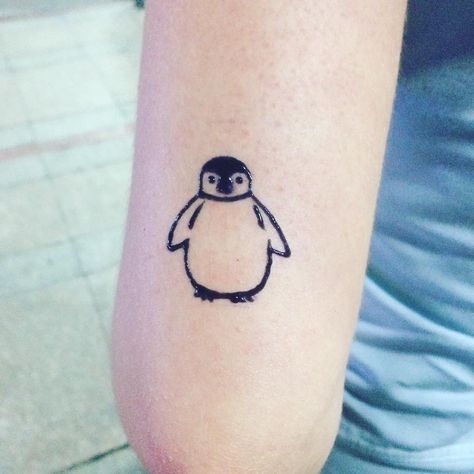 Surfs Up Tattoo, Polar Bear And Penguin, Henna Style Tattoos, Penguin Tattoo, Tattoo Henna, Henna Style, Up Tattoo, Henna Designs Easy, Simple Henna