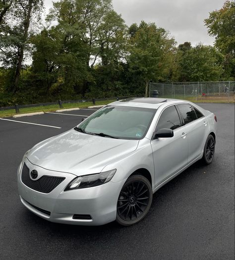 Silver 2009 toyota camry in rainy wet parking lot Toyota Camry 2008 Modified, 2009 Toyota Camry, Camry 2009, Camry 2010, Camry 2012, Camry 2007, Camry Se, 2011 Toyota Camry, Cool Car Pictures