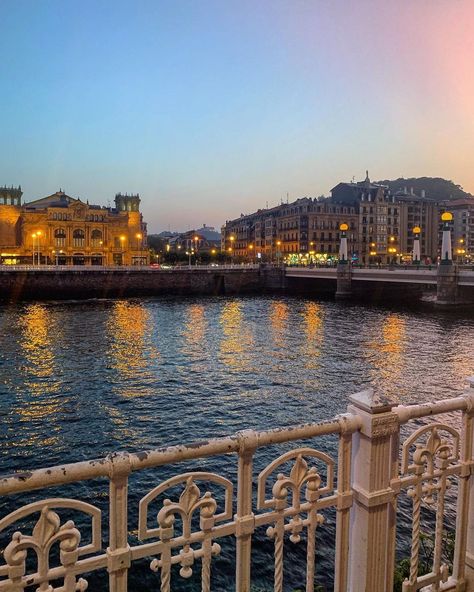 elise on Instagram: “San Sebastian #sansebastian #spain #photography #travelphotography #travel #photographer #water #sunset #camera #picture #feature” Spain San Sebastian, Bilbao Spain, Water Sunset, France Trip, San Sebastian Spain, Architecture Collection, Holiday Inspo, Spain Photography, Basque Country