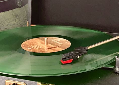 Green Vinyl Record, Record Player Aesthetic, Taylor Swift Vinyl, Dark Core, Evermore Folklore, Swift Aesthetic, Vintage Record Player, Alicent Hightower, Inspiration Board Design