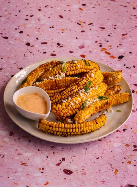 Corn Ribs, Spicy Corn, Food Pic, Tandoori Masala, Paradise Lost, Vegetarian Meals, Sweet Corn, Tasty Food, Sriracha