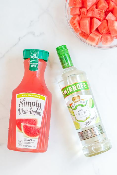 Watermelon Flavored Vodka Drinks, Simply Watermelon Cocktail, Watermelon Cocktail Vodka, Watermelon Vodka Recipes, Alcoholic Lemonade Drinks, Watermelon Vodka Drinks, Watermelon Syrup, Watermelon Martini, Alcoholic Punch Recipes