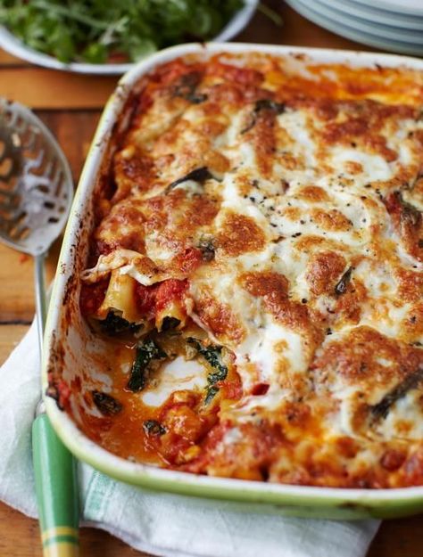 Spinat Cannelloni Jamie Oliver Pasta, Ricotta Cannelloni, Cannelloni Recipes, Spinach Ricotta, Jamie Oliver Recipes, Recipes Delicious, Spinach Pasta, Minestrone, Pasta Bake