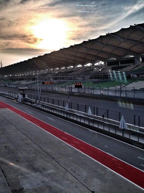 Sepang Sepang International Circuit, Manifest Board, Race Tracks, Sepang, Circuit Design, Race Track, Mercedes Amg, Kuala Lumpur, Motogp