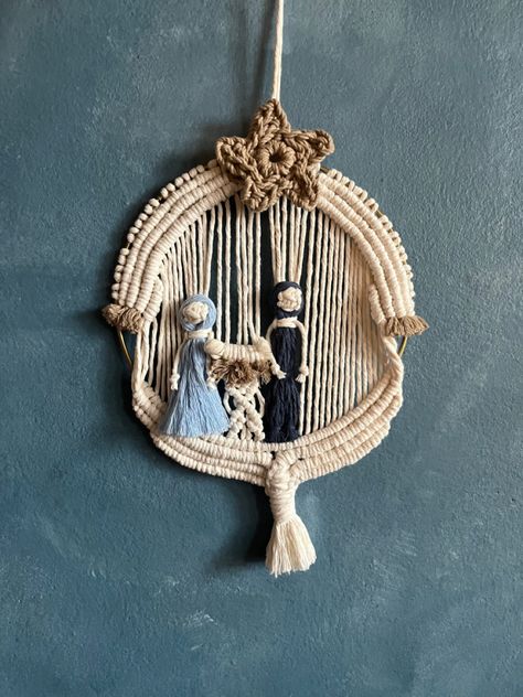 Christmas Macrame, Boho Style Decor, The Holy Family, Christmas Nativity Scene, Macrame Decor, Macrame Projects, Holy Family, Christmas Nativity, Nativity Scene