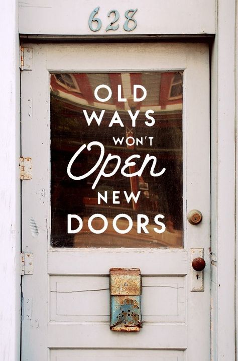 Old ways won’t open new doors. Don't I wish certain people could read this and fully understand it. Love Quotes Disney, Quotes Music Lyrics, Marilyn Monroe Quotes, Quotes Movie, Quotes Tumblr, Quotes Music, Old Ways, Quotes Disney, Great Sayings