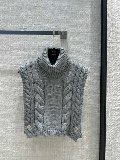 Chanel Knitwear, Bougie Outfits, Uae Fashion, Korean Outfits Kpop, Girly Fits, Jeans Outfit Women, Dream Fashion, Trendy Outfits For Teens, Brand Clothes