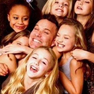 Dance Moms♡ Dance Moms Season 2, Dance Moms Paige, Dance Moms Pics, Mom Photo Shoots, Dance Moms Rare, Aldc Rares, Dance Moms Group Dances, Dance Moms Kenzie, Dance Moms Chloe