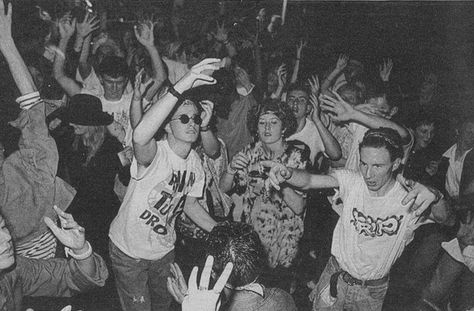 THE TRIP @ The Astoria, London (1988) Acid House Rave, Rave Aesthetic, Rave Scene, Teenage Wasteland, The Wombats, 90s Rave, Rave Culture, Acid House, Rave Fashion