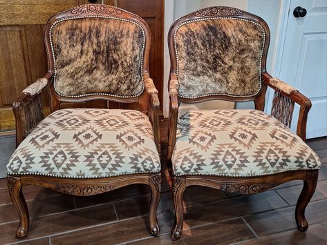 Wood Refurbishing, Western Chairs, Cowhide Decor, Camp Cabin, Ranch Furniture, Cowhide Furniture, Ranch House Decor, Adobe Home, Upholstery Ideas