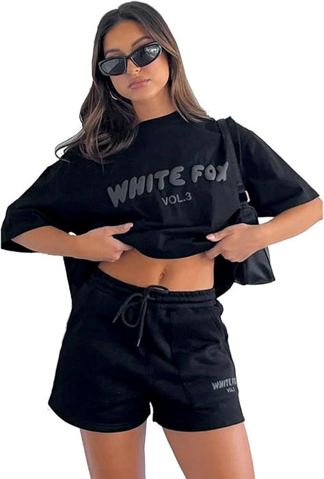 Veriliss Womens Tracksuit Two Piece Outfit Causal Oversized Outfit Ladies Shorts Sleeve Pullover and Loose Short Sweatpants Loungewear Sets Gym Activewear Short Sweatpants, Fox Clothing, Boyfriend Outfit, Fox Shirt, Oversized Outfit, Look Short, Loungewear Sets, Short Sleeve Pullover, Tshirt Outfits