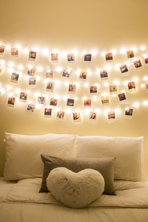 Super easy DIY using polaroids Arabian Night Prom, Aesthetic Organisation, Bedroom Fairy Lights, Diy Suspension, Decorate Your Apartment, Setting Up A Budget, Polaroid Wall, Fairy Lights Bedroom, New Interior Design