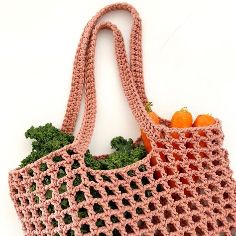 Net Bag Crochet Pattern, Crochet Produce Bag, Crochet Grocery Bag, Grocery Bag Pattern, Crochet I Cord, Tshirt Yarn, Crochet Market, Crochet Bag Tutorials, Crochet T Shirts