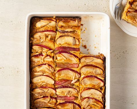 Apple and Rhubarb Cake - SideChef Greek Yogurt Ice Cream, Rhubarb Cake Recipes, Spring Flavors, Raspberry Rhubarb, Rhubarb Cake, Yogurt Ice Cream, Simple Dessert, Caking It Up, Fusion Food