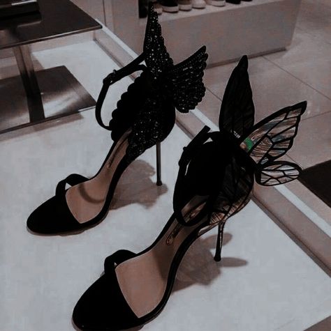 Mafia Queen, Butterfly Heels, Pretty Heels, Fancy Heels, Packing Hacks, Heels Aesthetic, Fashion Shoes Heels, Cute Shoes Heels, Shoes Heels Classy