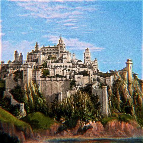 ASOIAF Castles Highgarden Art, Highgarden Got Aesthetic, Olenna Tyrell Aesthetic, The Reach Game Of Thrones, Highgarden Game Of Thrones, The Reach Game Of Thrones Aesthetic, Highgarden Castle, High Garden Game Of Thrones, Highgarden Aesthetic Game Of Thrones