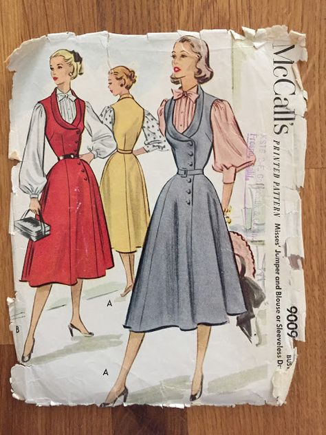 Vintage Clothes Patterns, 1950s Sewing Patterns, Paper Sewing, Patron Vintage, 1950s Outfits, Vintage Dress Patterns, Mccalls Sewing Patterns, Retro Mode, 1950s Dress