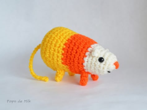 Adventure Time Diy, Rat Crochet Pattern, Nerdy Crochet Patterns, Rat Crochet, Adventure Time Crochet, Crochet Candy Corn, Nerdy Crochet, Crochet Candy, Crochet Creatures