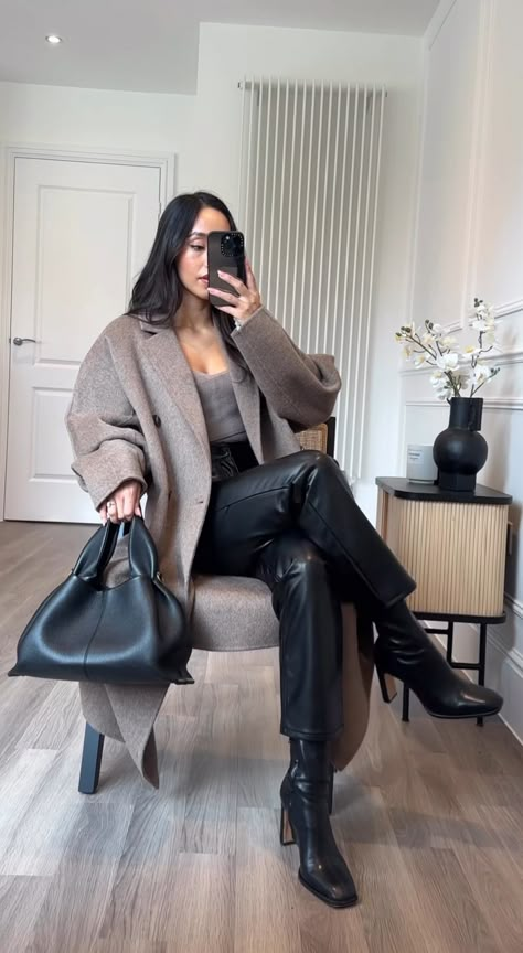 Leather Pants Outfit Elegant, Off Shoulder Winter Outfit, Winter Outfit Leather Pants, Leather Pant Winter Outfits, Winter Fine Dining Outfits, Brown Coated Jeans Outfit, Rainy Day Corporate Outfit, Office Outfits Women Autumn, Trouser Winter Outfit