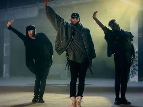 The Top 10 Hip Hop Singles & Videos Of The Week: Chris Brown, Big Sean & The Breakdown Chris Brown Party, Chris Brown Song, Usher Raymond, Chris Brown Videos, Hip Hop Videos, Bet Awards, Gucci Mane, Big Sean, Dance Routines