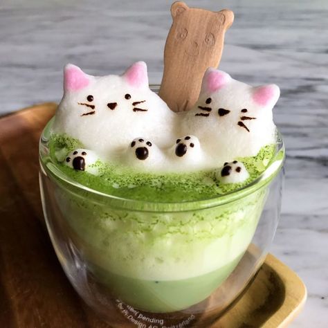 3d Latte Art, Foam Art, Coffee Latte Art, Kawaii Dessert, Kawaii Cooking, Cafe Latte, Gourmet Coffee, Kawaii Food, Cute Desserts