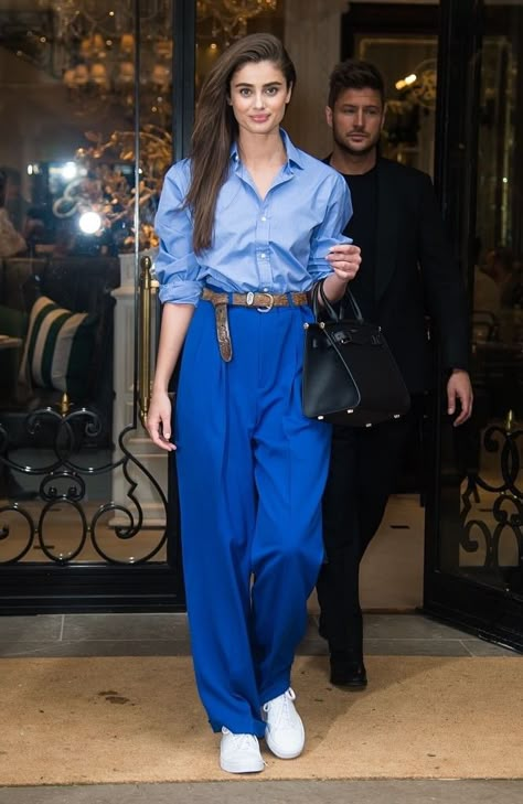 Taylor Hill Taylor Hill Style, Blue Pants Outfit, Work Outfits Women Office, Smart Casual Work Outfit, Work Outfits Women Summer, Taylor Marie Hill, Professional Outfits Women, Coban, Taylor Hill