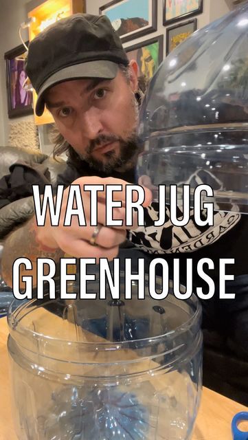 Large Water Jug Crafts, Water Jug Greenhouse, 5gallon Water Jug Ideas, Water Jug Garden, 5 Gallon Water Jug Ideas Diy Garden, Water Jugs Ideas, Water Jug Planters, 4 Gallon Water Jug Projects, Repurpose 5 Gallon Water Jugs