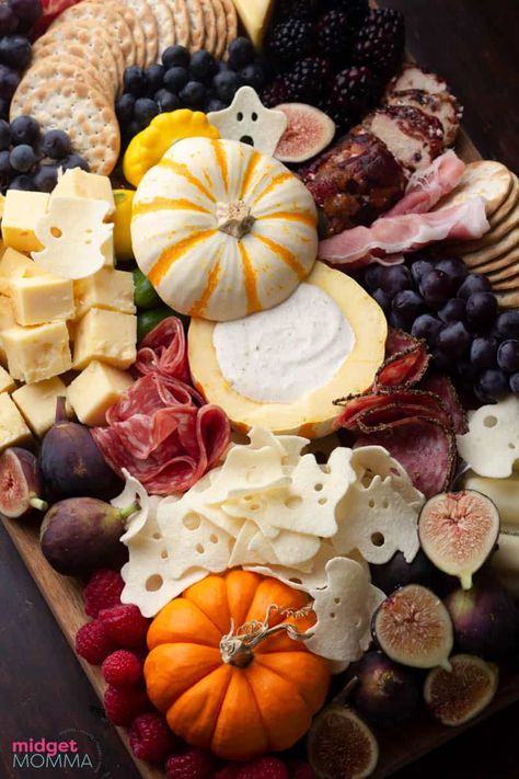 This Halloween Charcuterie Board is perfect! When you learn how to make a Halloween Charcuterie Board and the different types of boards you will be loving all the ways you can get creative with food for Halloween! Charcuterie Board Pumpkin, Best Zucchini Bread Recipe, Homemade Zucchini Bread, The Best Zucchini Bread, Halloween Charcuterie Board, Best Zucchini Bread, Halloween Charcuterie, Best Zucchini, Been Booed