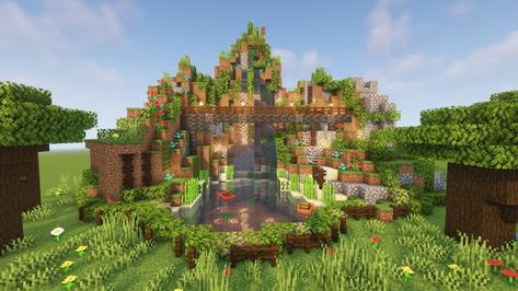 Waterfall In Minecraft, Minecraft Waterfall, Building In Minecraft, Minecraft Garden Ideas, Waterfall Building, Minecraft Garden, Waterfall House, Mini Waterfall, Minecraft Furniture