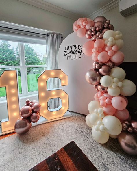 Happy Sweet 16 to Maddie 🎂 This surprise display lit up not just the house, but the faces of family & friends ! 🥰 #sweet16 #birthdayballoons #chiarabackdrop #balloondecore #celebrations #marqueenumbers #16 #sweetsixteen #rosegold #rosegoldballoons #yyt #partydecorations Sweet 16 Balloon Decorations, Happy Sweet 16, 16 Balloons, Circle Garland, Rose Gold Balloons, Light Display, 16th Birthday, Sweet Sixteen, Birthday Balloons