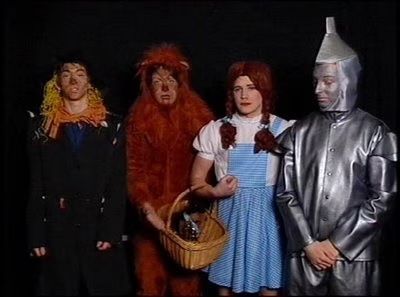 Arctic Monkeys Wizard Of Oz, Who The F Are Arctic Monkeys, Funny Arctic Monkeys, Arctic Monkeys Funny, Jamie Cook, Monkey Memes, Arctic Monkeys Wallpaper, Monkey Costumes, Alex Arctic Monkeys