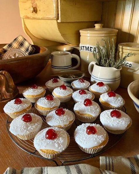 Tea Cakes Aesthetic, Cherry Tea Cakes, Vintage Baking Aesthetic, March Dessert Ideas, Cottagecore Baking Aesthetic, 70s Desserts, Baking Aesthetic Vintage, Postres Aesthetic, Cottagecore Cooking