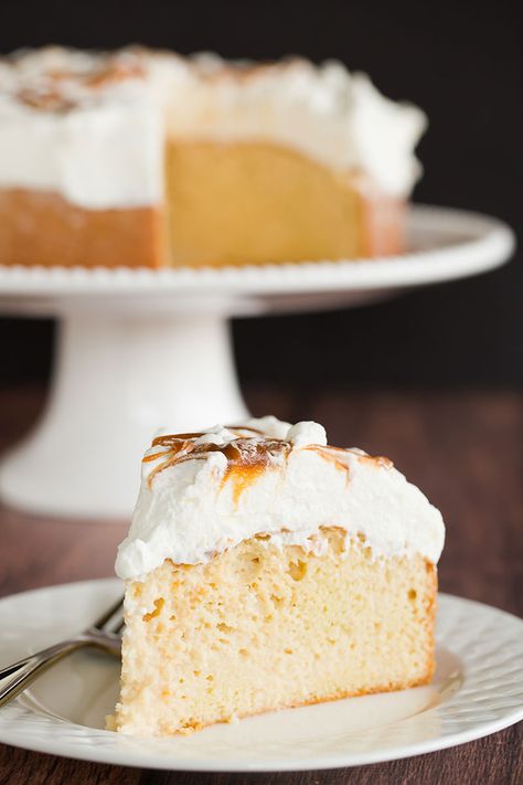 A plated slice of caramel tres leches cake. Caramel Tres Leches Cake, Chocolate Tres Leches Cake, Mexican Cake, Tres Leches Cake Recipe, Cake Recepies, Leches Cake, Lactose Free Recipes, Mexican Chocolate, Light Cakes