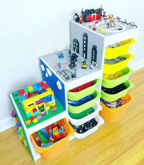 Trofast Ideas, Lego Storage Diy, Lego Station, Table Lego, Lego Storage Organization, Lego Bedroom, Baby Room Storage, Lego Organization, Pallet Kitchen