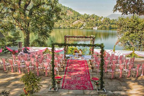 Aditi and Mayur, The Lake Resort, Nainital Small Wedding Decor Ideas, Perfect Wedding Pictures, Mandap Decoration, Small Wedding Decor, Sky Wedding, Wedding Mehendi, Wedding Altar, Marriage Ideas, Wedding Decors