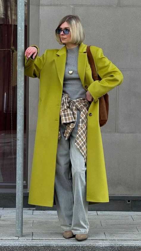 Gray And Green Outfit, Zimski Outfit, Fashion Mistakes Woman, Fashion Fail, Fashion Aesthetics, Estilo Chic, Trendy Fall Outfits, Fashion People, Fashion Mistakes