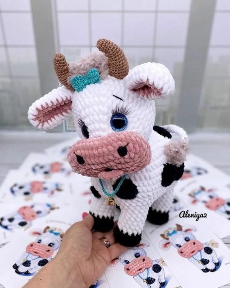 Cow Amigurumi Pattern, Amigurumi Cow Pattern, Crochet Monkey Pattern, Crochet Unicorn Hat, Crocheted Cow Pattern, Crochet Baby Projects, Amigurumi For Beginners, Christmas Crochet Patterns Free, Crochet Monkey