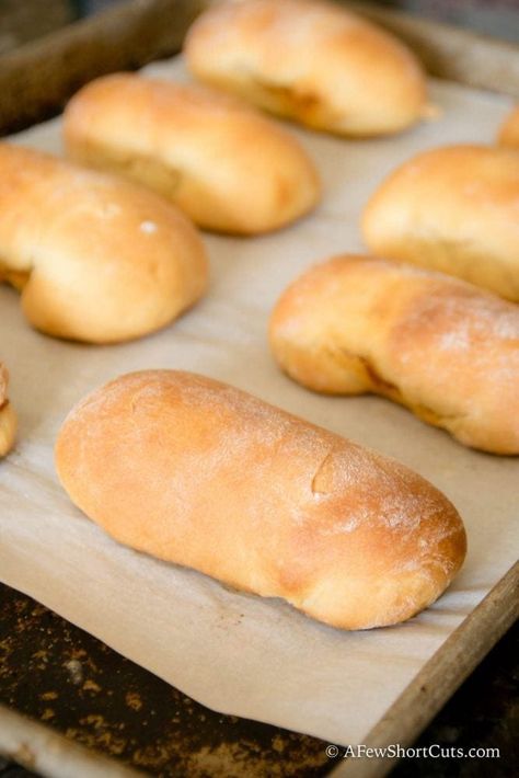 Homemade Pepperoni Rolls, Pepperoni Rolls Recipe, Pepperoni Bread, Pepperoni Rolls, Frozen Bread Dough, Lunch Idea, Perfect Lunch, Pack Lunch, Bread Recipes Homemade