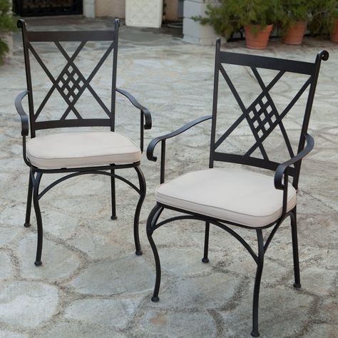 Italian Patio, Dining Chair With Cushion, Iron Chairs, Wrought Iron Chairs, Construction Diy, Iron Chair, Metal Furniture Design, Iron Table, Beach Condo