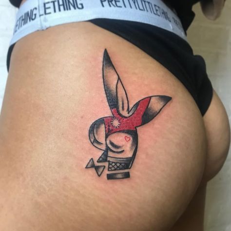 Girly Traditional tattoo by Courtney Lloyd #CourtneyLloyd #FemmeFatale #Traditionaltattoo #GirlyTraditional #Traditional #newschool #color #tattooartist #London #UK #playboy #heart #bunny #bum | By Courtney Lloyd | Aug 17th 2019 | 1140264 Girly Traditional Tattoo, Playboy Bunny Tattoo, Playboy Tattoo, Bff Tats, Elephant Tattoo Design, Bunny Tattoos, Chest Tattoos For Women, Tattoos For Black Skin, Red Ink Tattoos