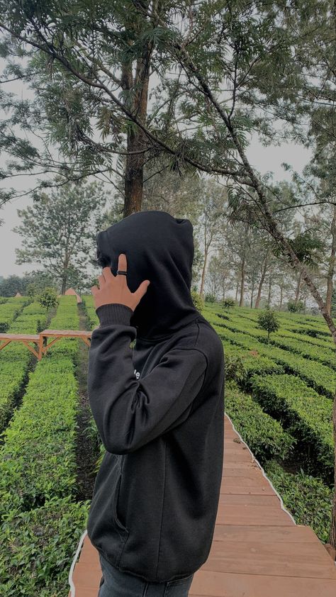 Asthetic Boys Pic No Face Hoddie, No Face Aesthetic Pictures, Instagram Pp, Men With Cap, Mirror Selfie Boy No Face Aesthetic, Fall Background Wallpaper, Muka Lelaki, Free Fire Hip Hop Bundle Photo, Boys Pic