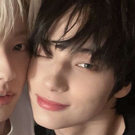 txt matching icon sookai Tomorrow X Together On Twitter, Kpop Matching, Txt Matching, Wallpaper Matching, Best Friend Match, Pfp Matching, Match Icons, Matching Profile, Huening Kai